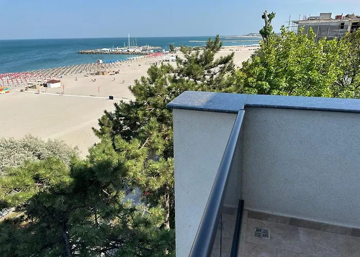 Forrest Hotel de apartamente Eforie Nord