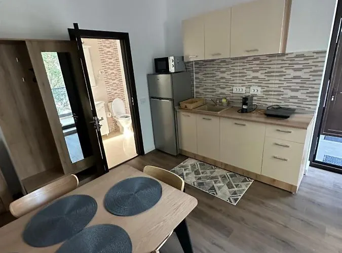 Hotel de apartamente Forrest 3*